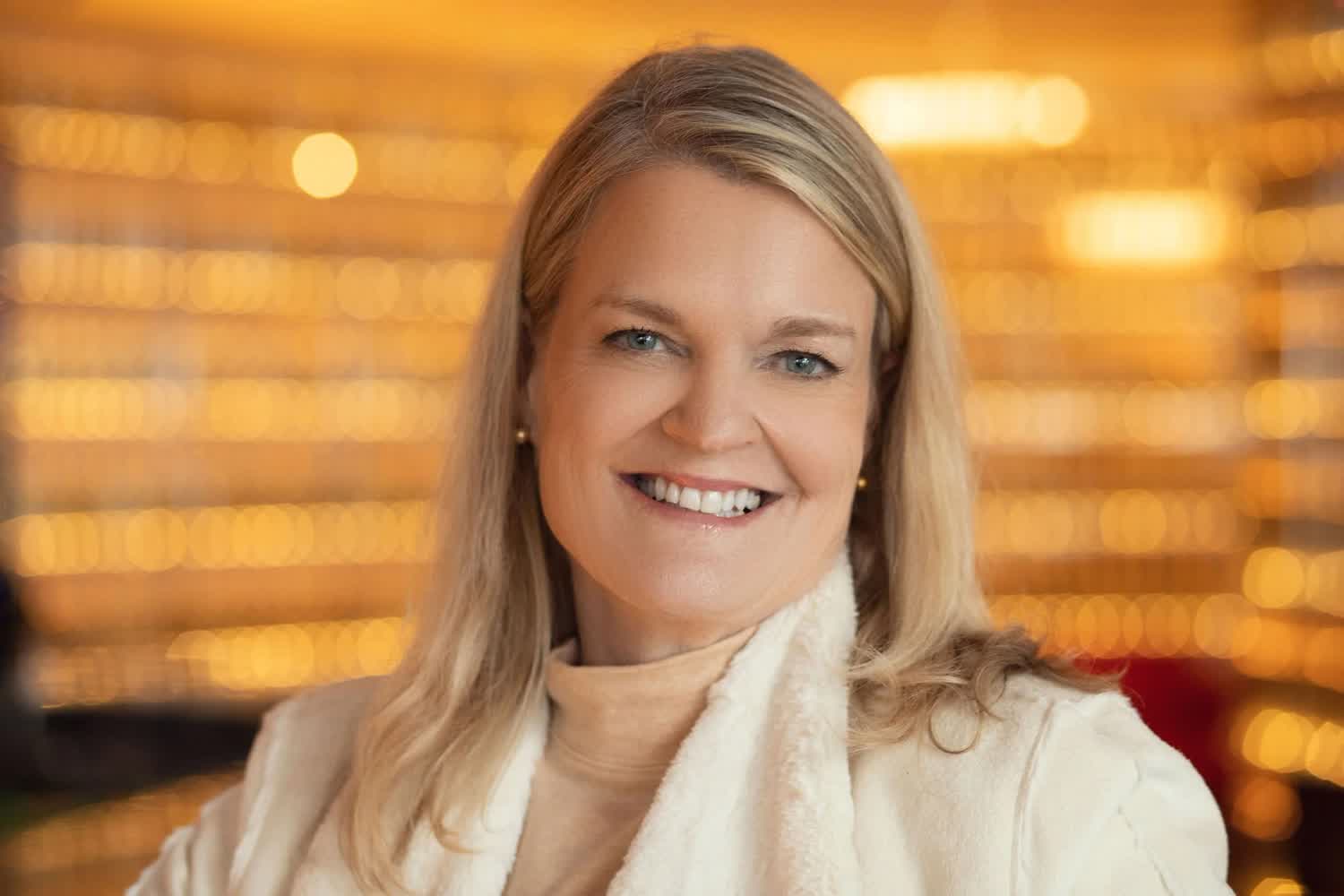 Sarah Hutchinson